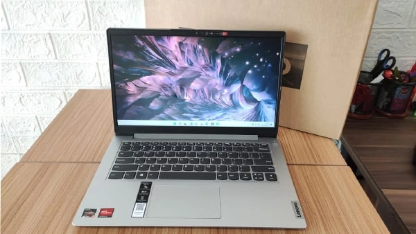 Bujet Terbatas Ini 6 Laptop Keren Buat Kamu yang Nggak Mau Ribet